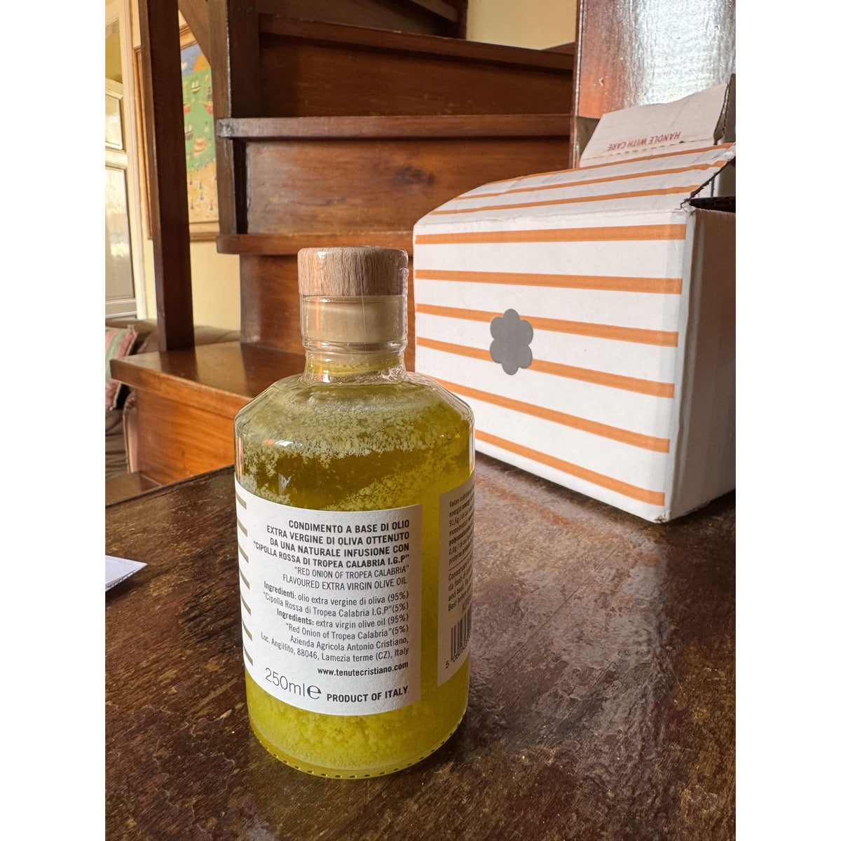 Condimento a base di Olio extravergine aromatizzato alla Cipolla - Tenute Cristiano - CALABRIA
